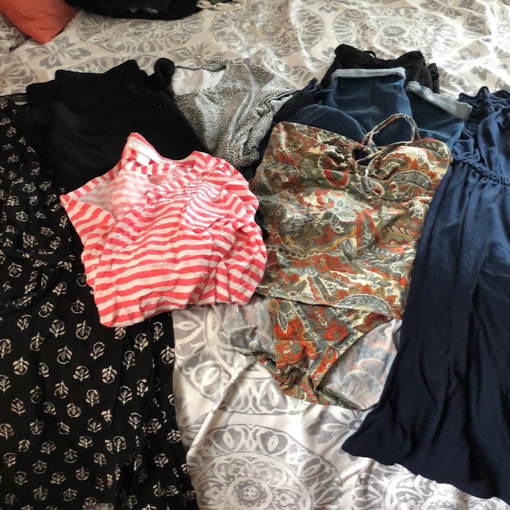 Maternity wardrobe bundle SIZE LARGE
